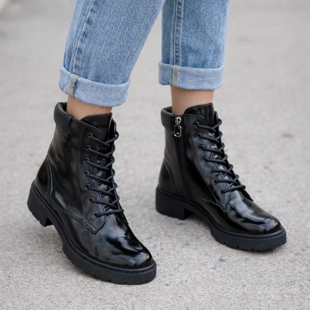 COACH Leighton Lace Up High Shine Patent Leather Booties size 6 NWOT